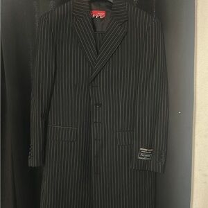 Ferrecci Charcoal Pinstripe Men's Suit